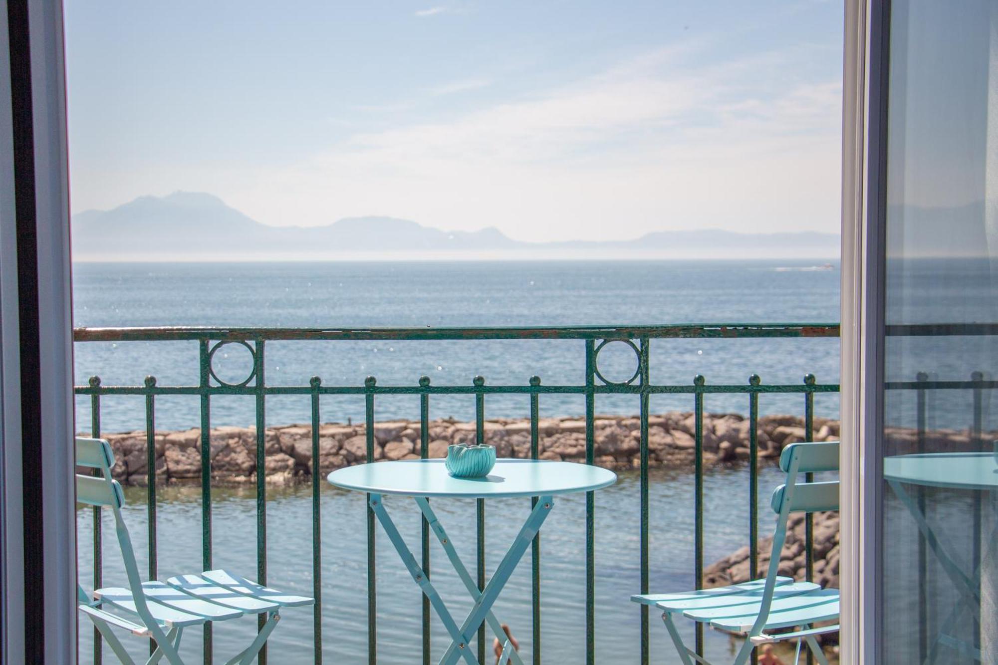 Wanderlust Aria Di Mare Apartment Naples Luaran gambar