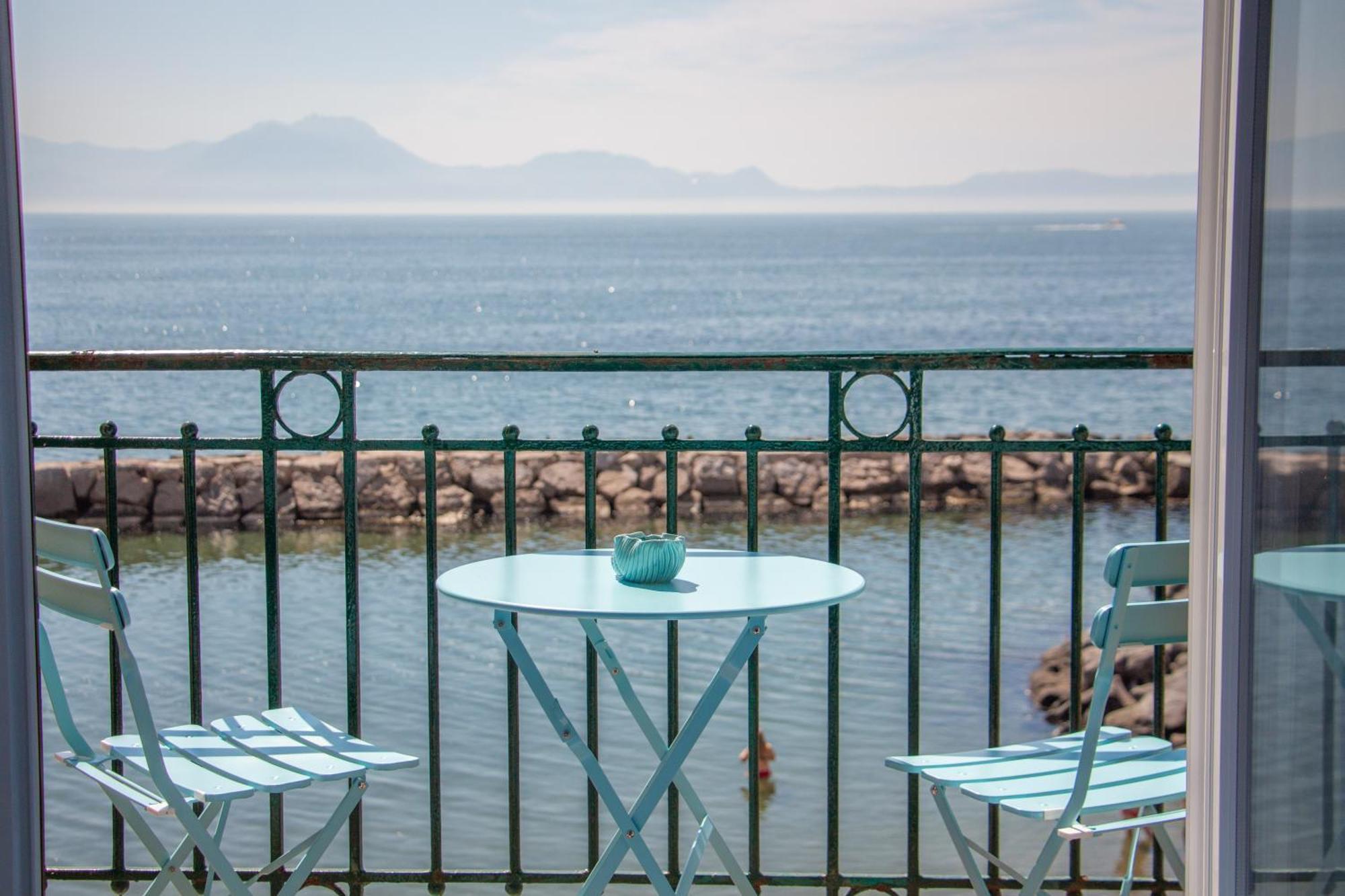 Wanderlust Aria Di Mare Apartment Naples Luaran gambar