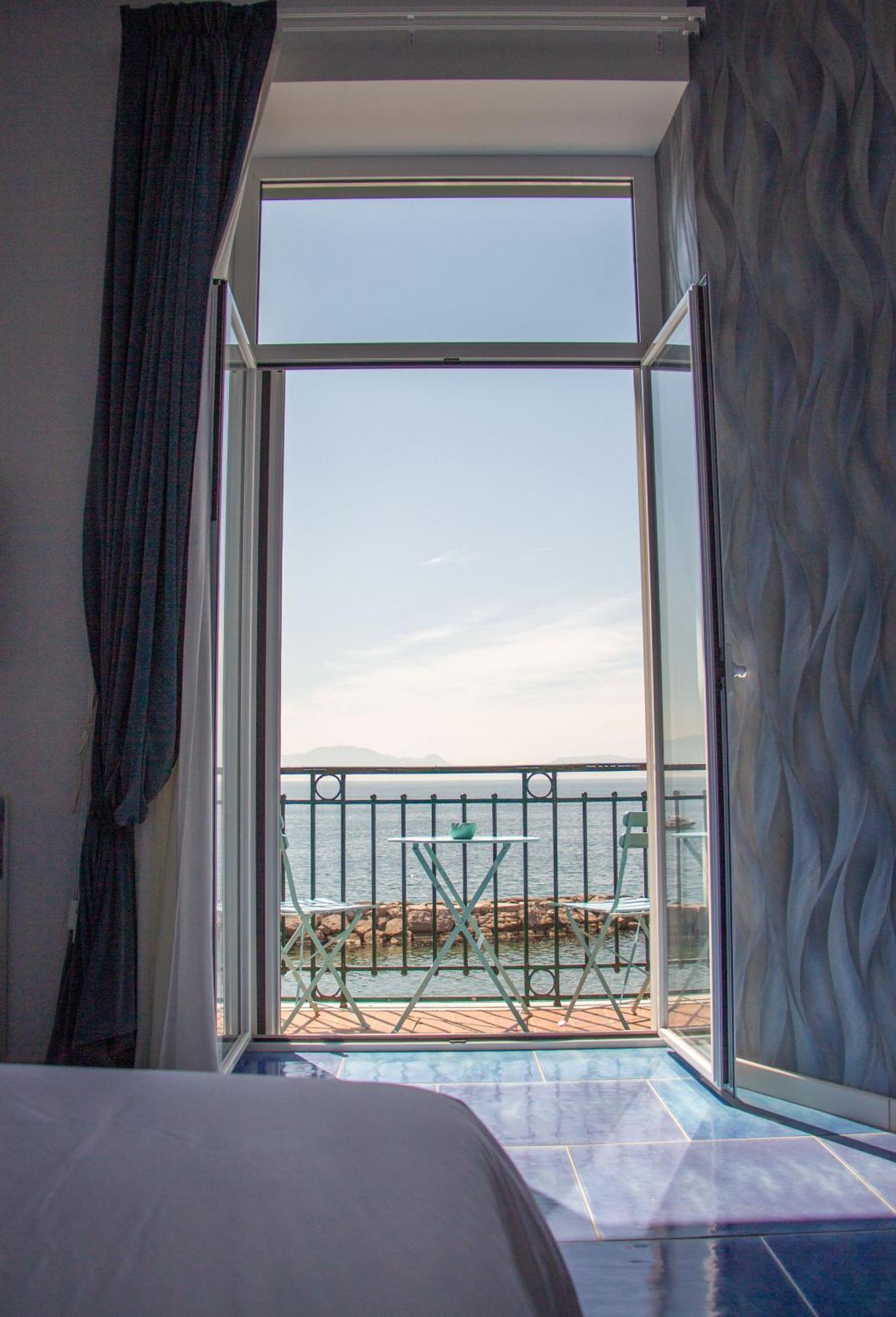 Wanderlust Aria Di Mare Apartment Naples Luaran gambar